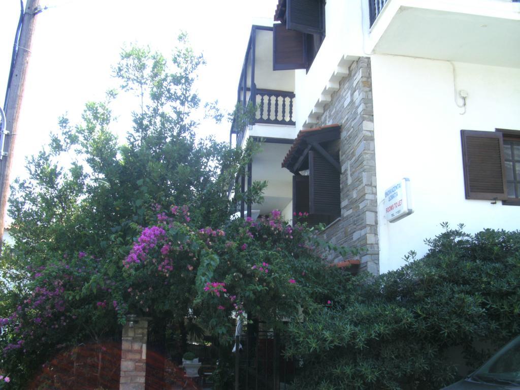 Papatzikos Traditional Guesthouse Neos Marmaras Bagian luar foto