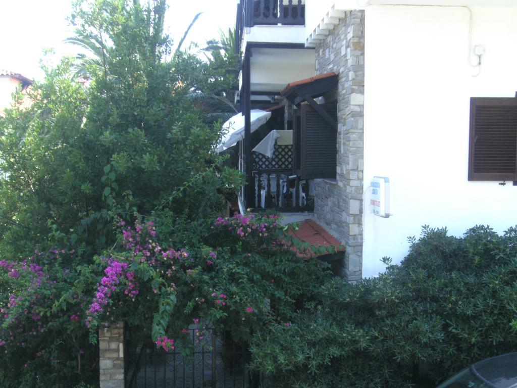 Papatzikos Traditional Guesthouse Neos Marmaras Bagian luar foto